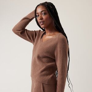 Athleta Felicity Women's Cashmere Blend V-Neck Sweater in Brown